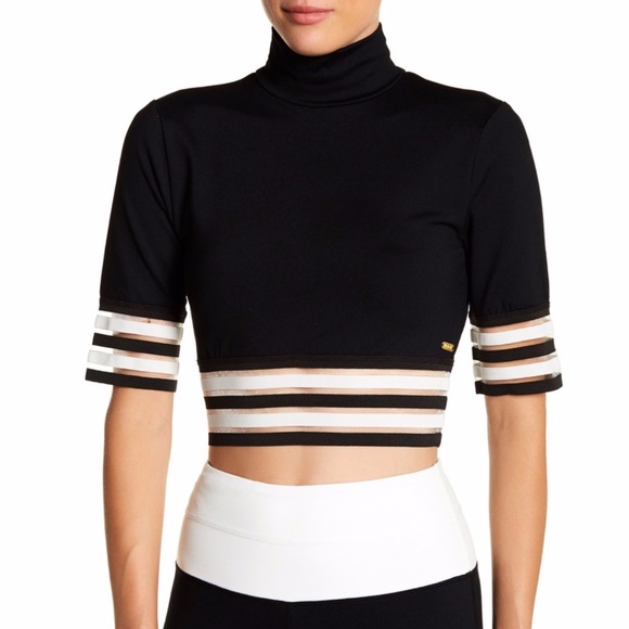 Carbon38 Tops - Chicest Black & White Prjon Turtleneck Crop Tee